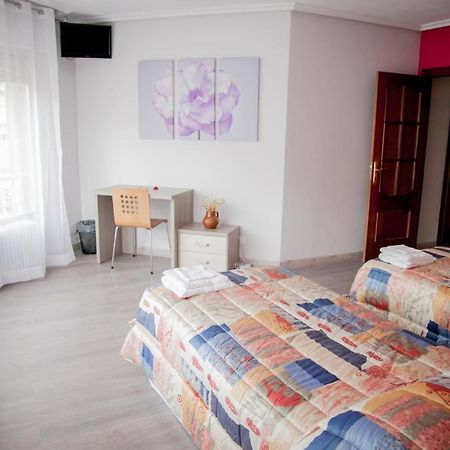 Pensión Parque del Ebro Logroño Habitación foto