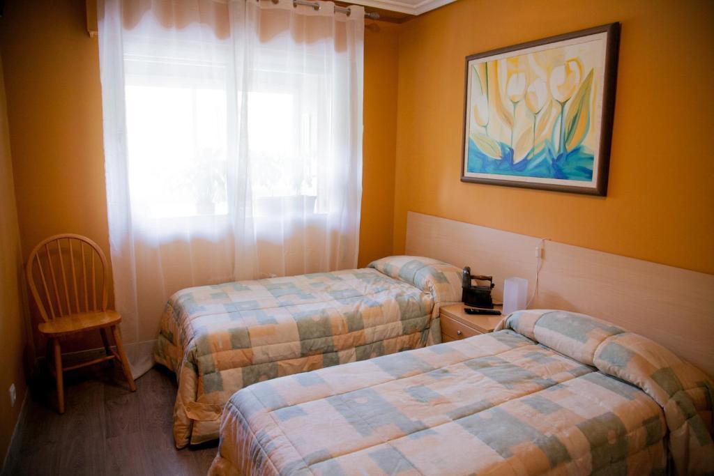 Pensión Parque del Ebro Logroño Habitación foto